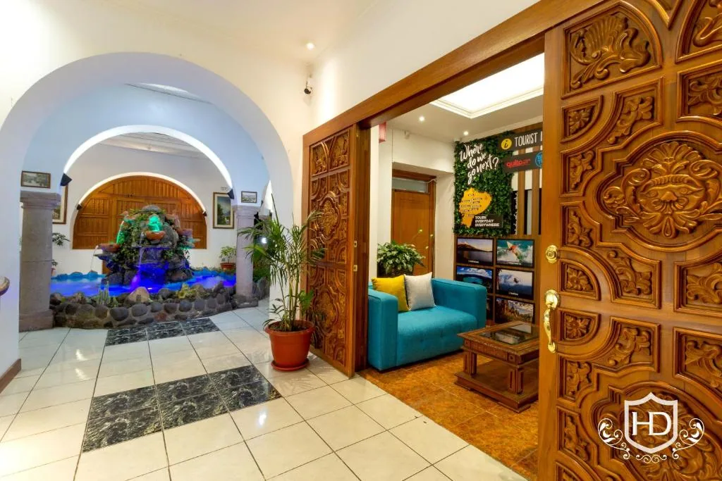 Hotel David — La Alameda, Quito